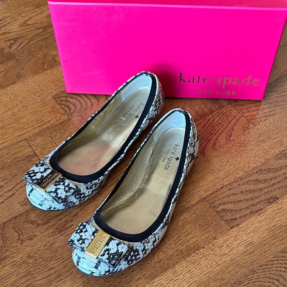 Kate Spade Patterned Flats. Snake Print